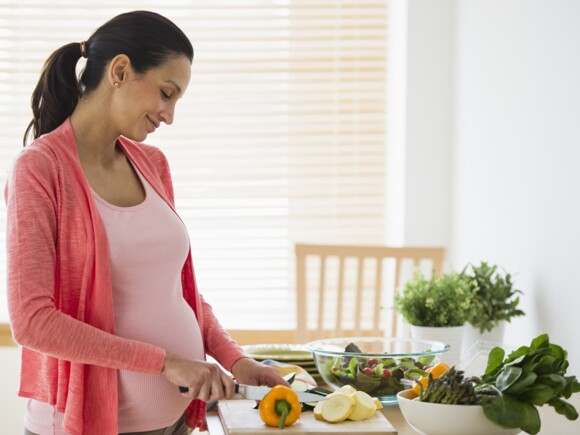 ¿La nutrición materna durante el embarazo puede influir en la salud del bebé durante toda su vida?